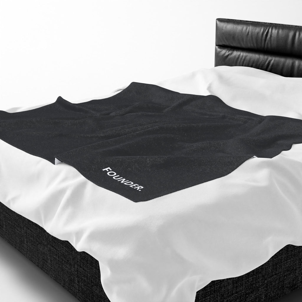 Founder Plush Blanket – Minimalist Workspace Throw