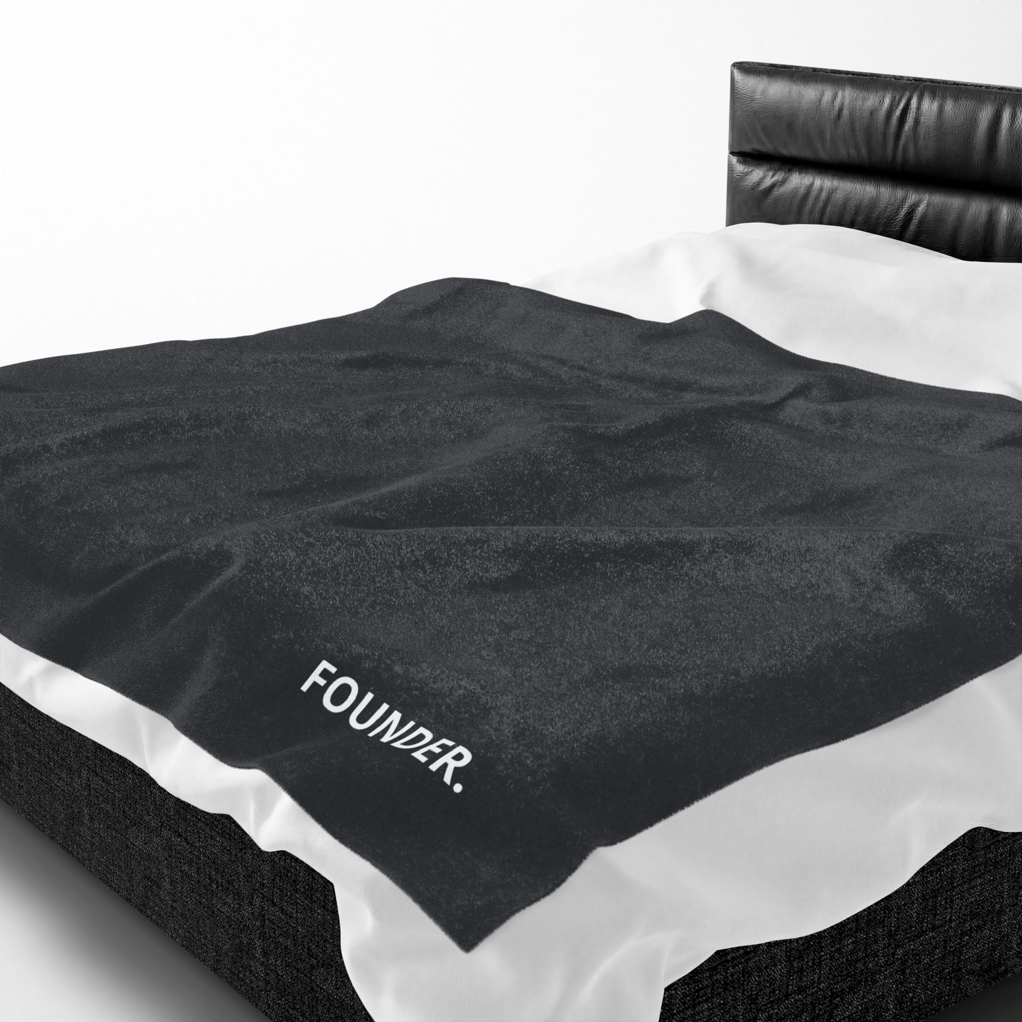 Founder Plush Blanket – Minimalist Workspace Throw